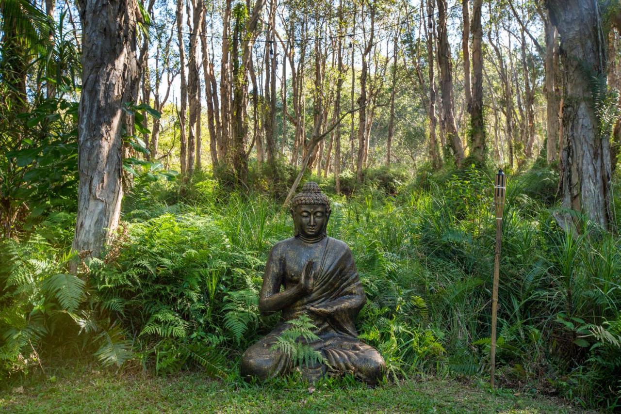 Buddha's Bungalow Teluk Byron Bagian luar foto